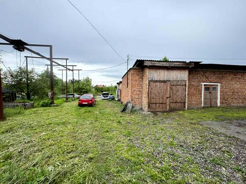 комерційна за адресою Богдана Хмельницького, 9а