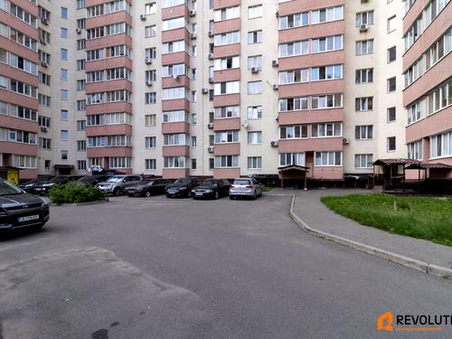 комерційна за адресою Боголюбова, 8