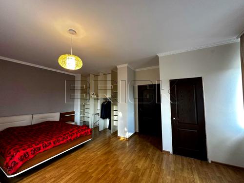 квартира за адресою Вишнева вул., 3