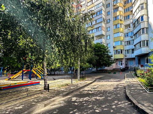 квартира по адресу Драгоманова ул., 6/1
