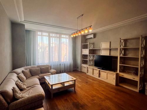 квартира по адресу Жилянская ул., 59