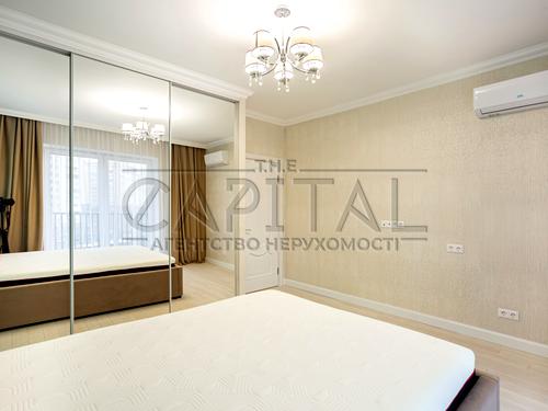 квартира по адресу Творческая ул., 4