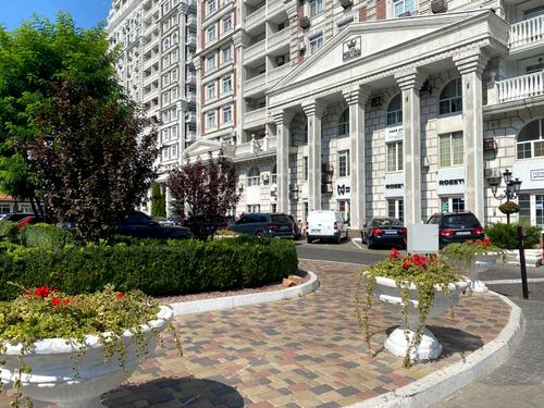 коммерческая по адресу Михаила Максимовича ул. (Трутенко Онуфрия), 28-Е