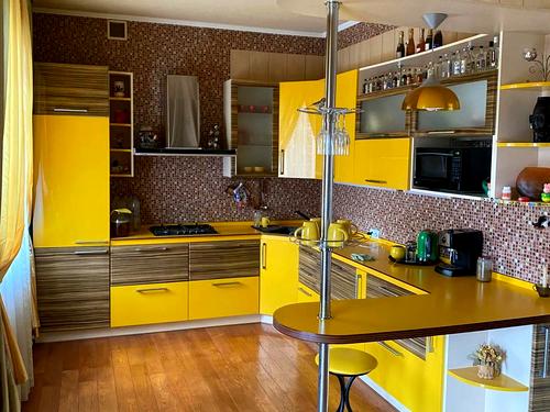 будинок за адресою Космічна