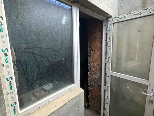 комерційна за адресою Василя Стуса вул., 30д