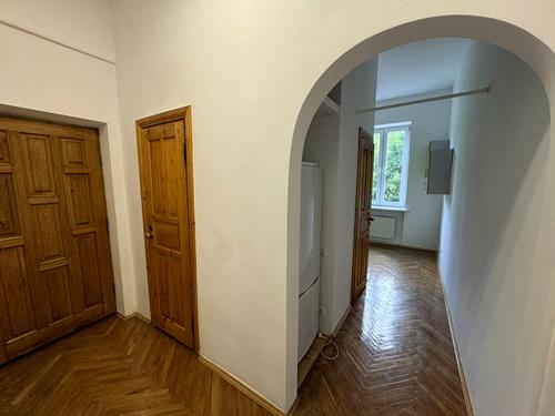 квартира за адресою Личаківська вул. (), 21