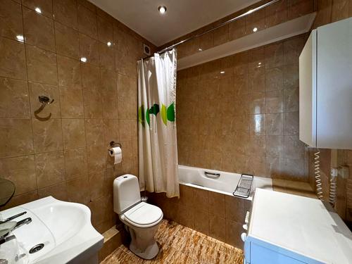 квартира за адресою Катерини Білокур вул., 6