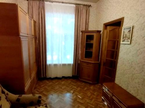 квартира за адресою Академіка Чекмарьова вул., 1А