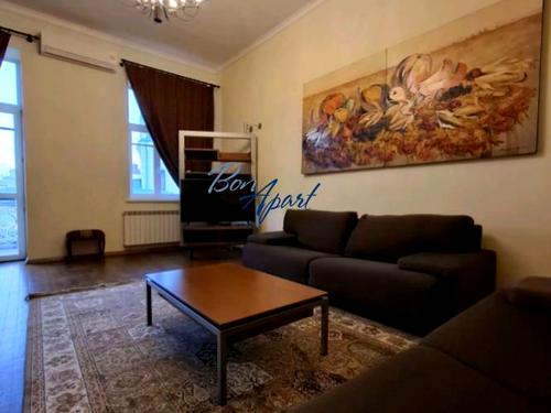 квартира за адресою Хорива вул., 4