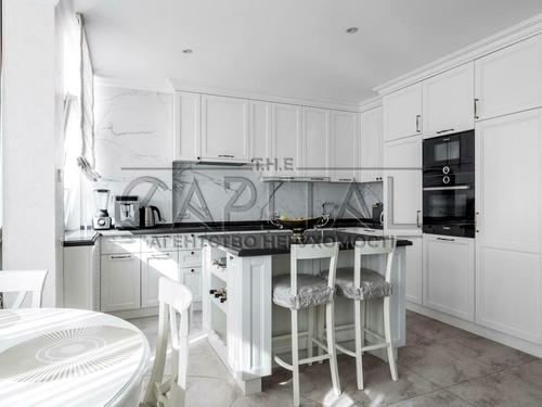 квартира за адресою Федора Ернста вул., 16