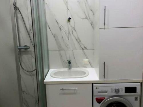 квартира по адресу Драгоманова ул., 10