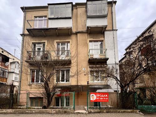 комерційна за адресою Ярослава Пастернака вул., 4