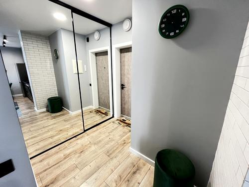 квартира за адресою Менделєєва вул., 19