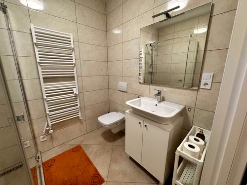 квартира за адресою Жасминова вул., 11