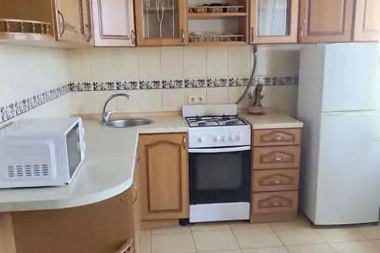 1829209826925607