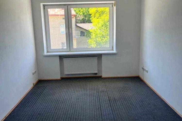 1837609962718064